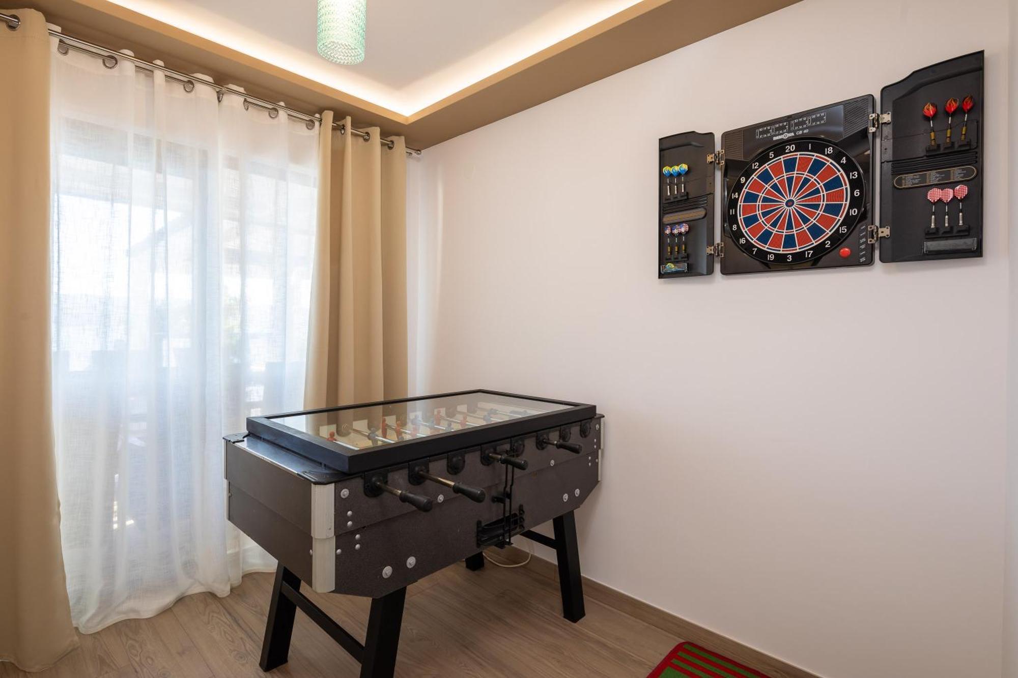 Luxury Seafront Villa With Heated Pool, Jacuzzi, Sea View, 150 M From Beach Stanici Dış mekan fotoğraf